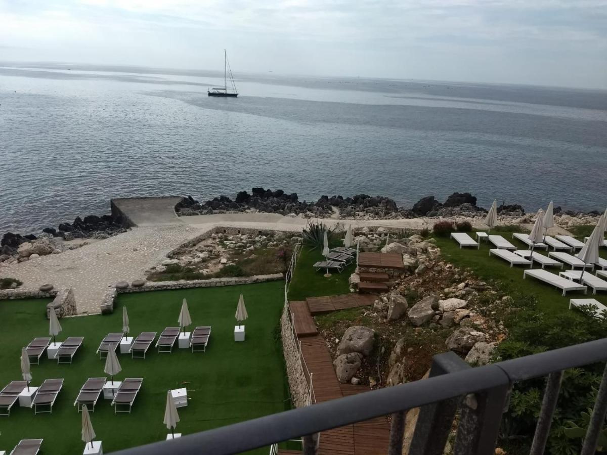 Casa Vacanze Vincenzo E Rosanna Castro  Bagian luar foto