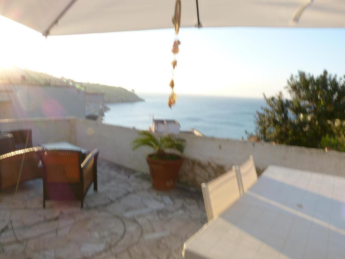 Casa Vacanze Vincenzo E Rosanna Castro  Bagian luar foto