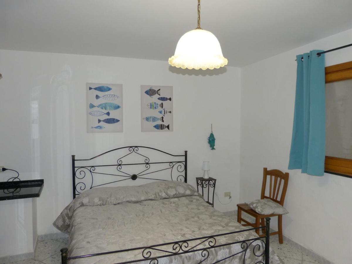 Casa Vacanze Vincenzo E Rosanna Castro  Bagian luar foto