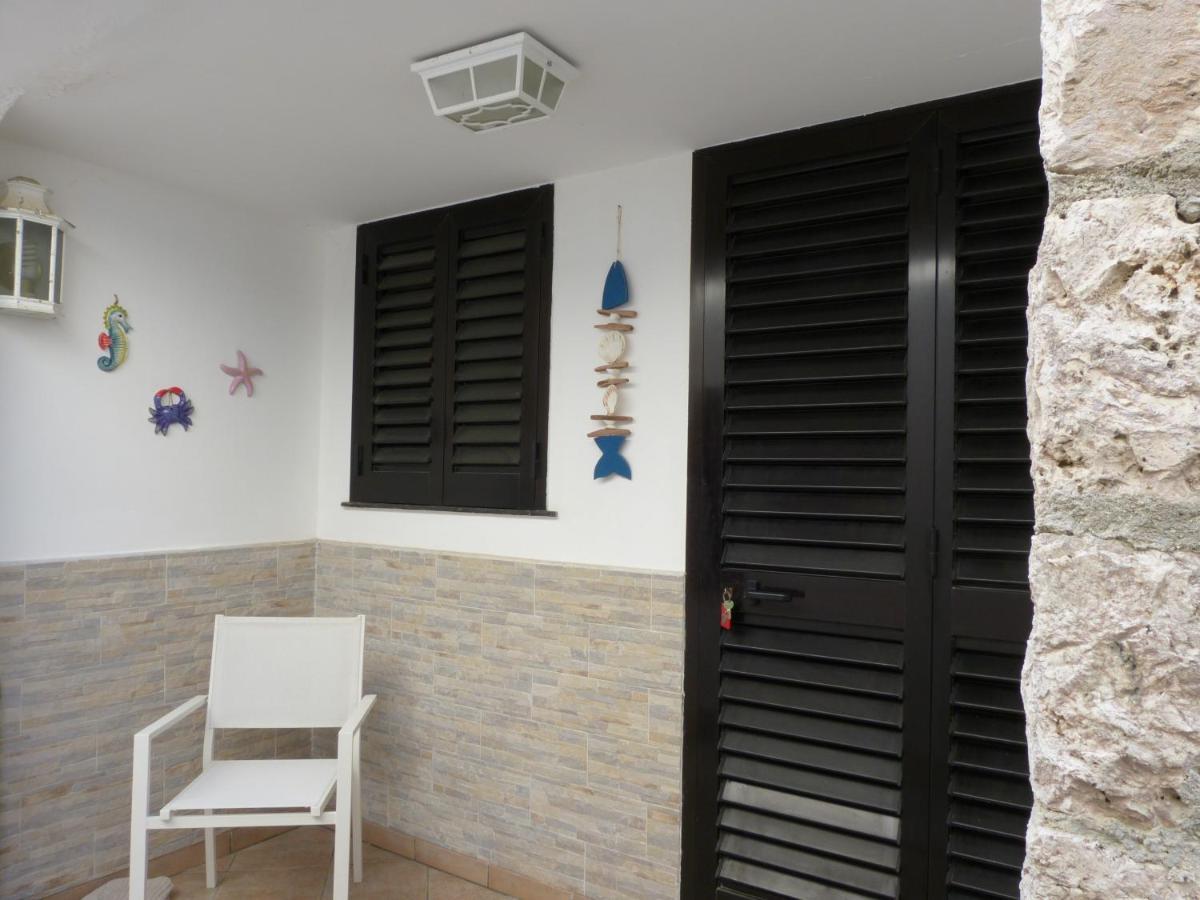 Casa Vacanze Vincenzo E Rosanna Castro  Bagian luar foto